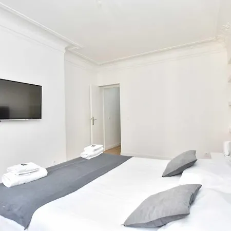 Cozy 1br 4p - Palais Royal Apartment